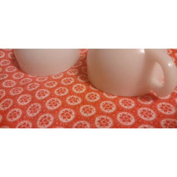 (2) Vintage Hazel Atlas White Milk Glass Coffee Tea Cups - Picture 8 of 9